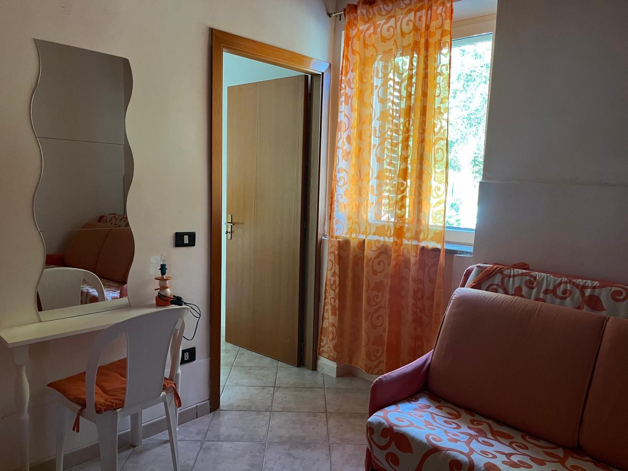 Casa Vacanze Alfano Ашеа Номер фото